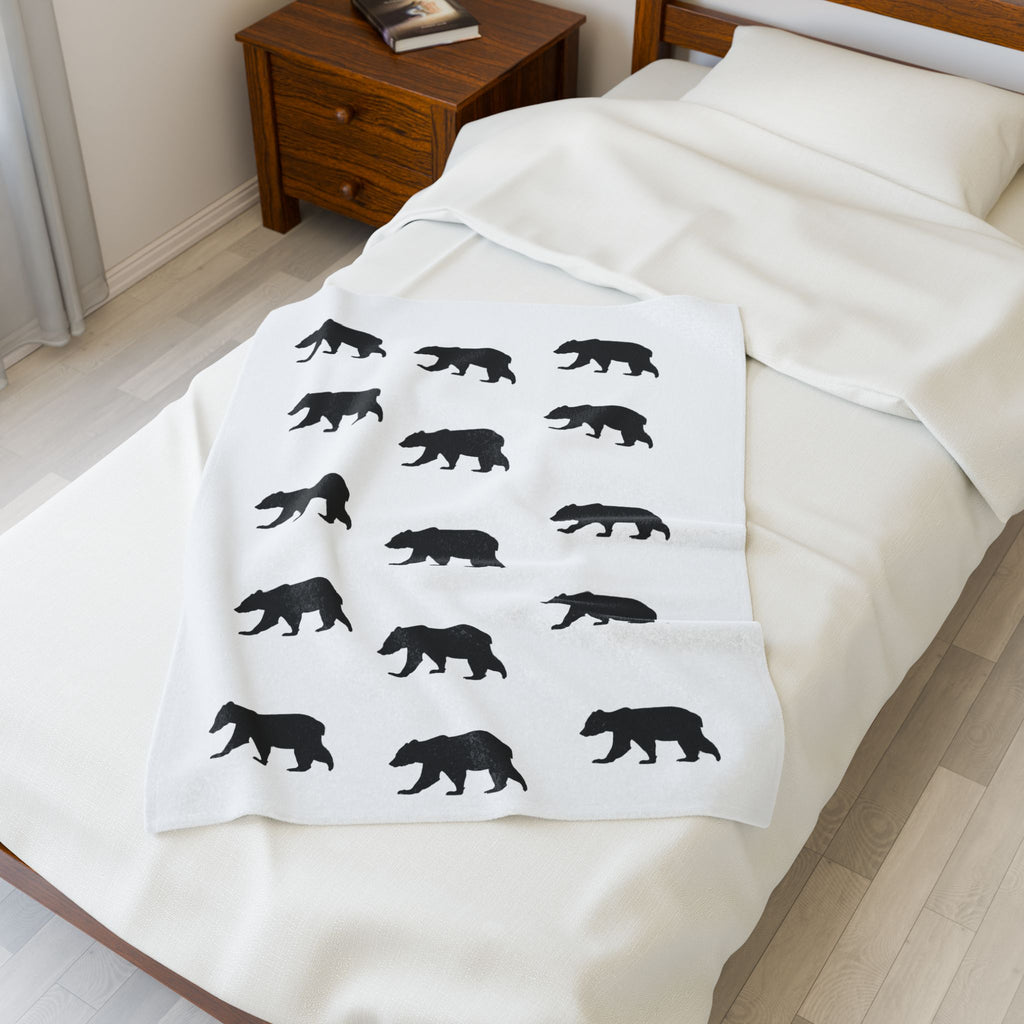 Bear Silhouette Velveteen Plush Blanket — Cozy Cabin Throw for Nature Lovers